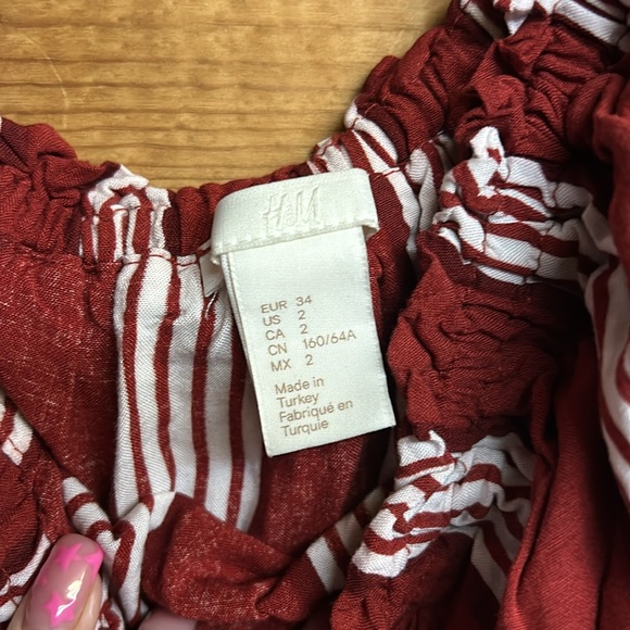 Red & White romper - Picture 2 of 2